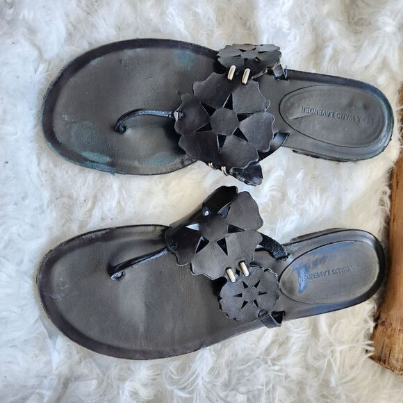 Vera wang Lavender label black sandals - Picture 1 of 13